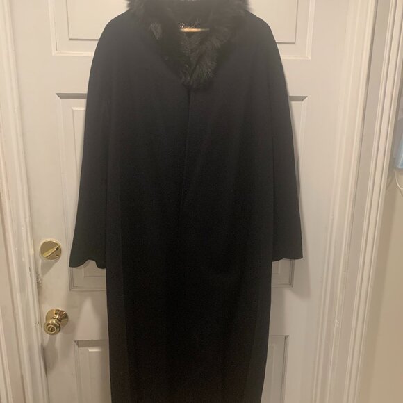 GUCCI~  Coat - Picture 1 of 16